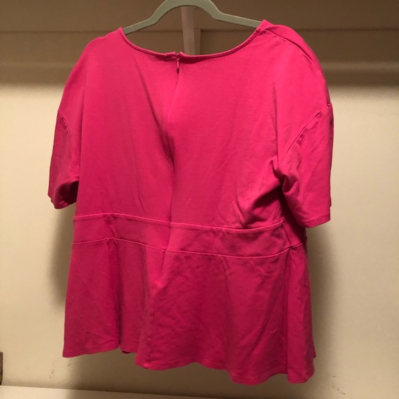 EUC Hot pink plus size peplum blouse - Picture 2 of 2